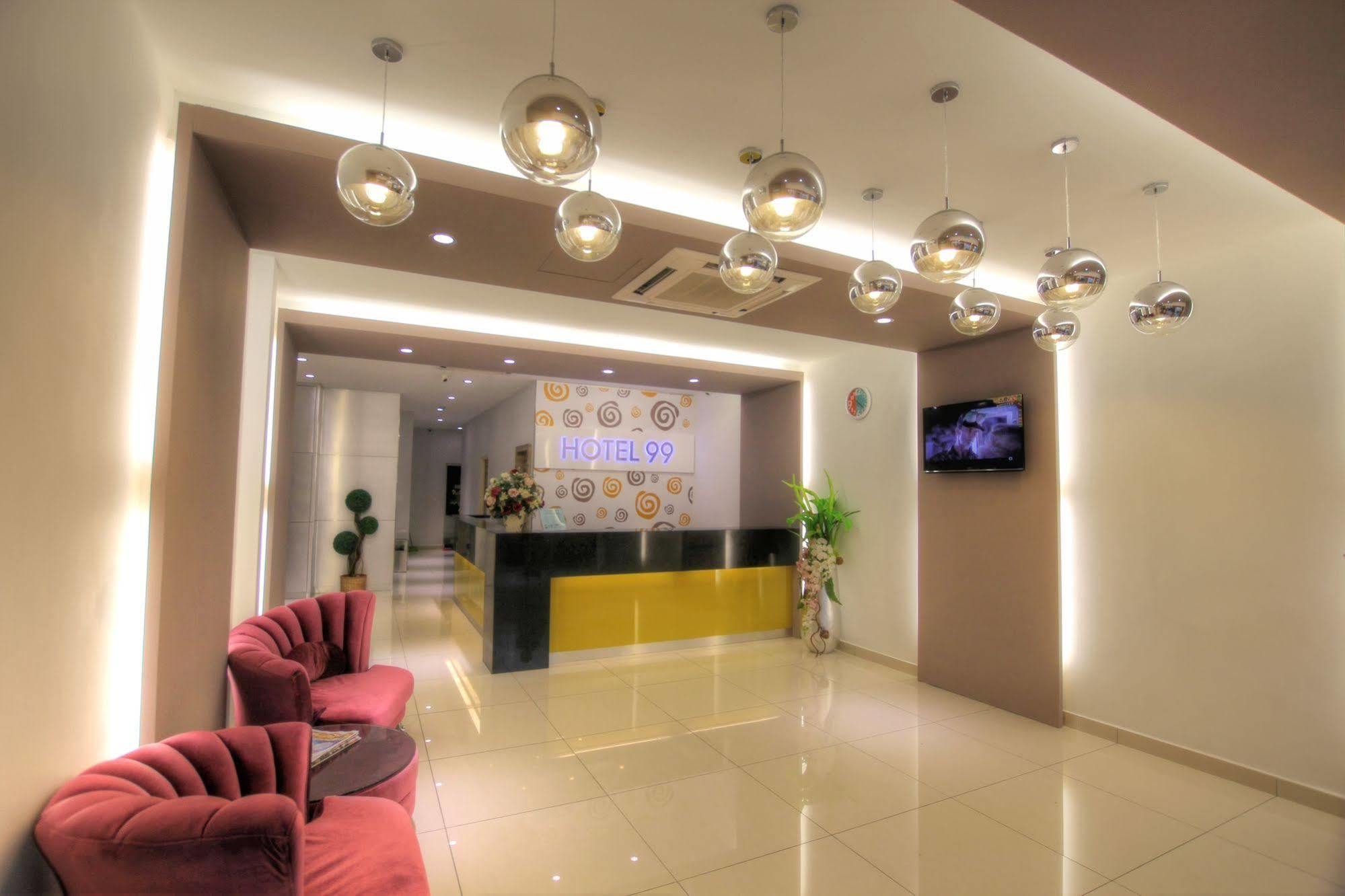 Hotel 99 Pusat Bandar Puchong Luaran gambar