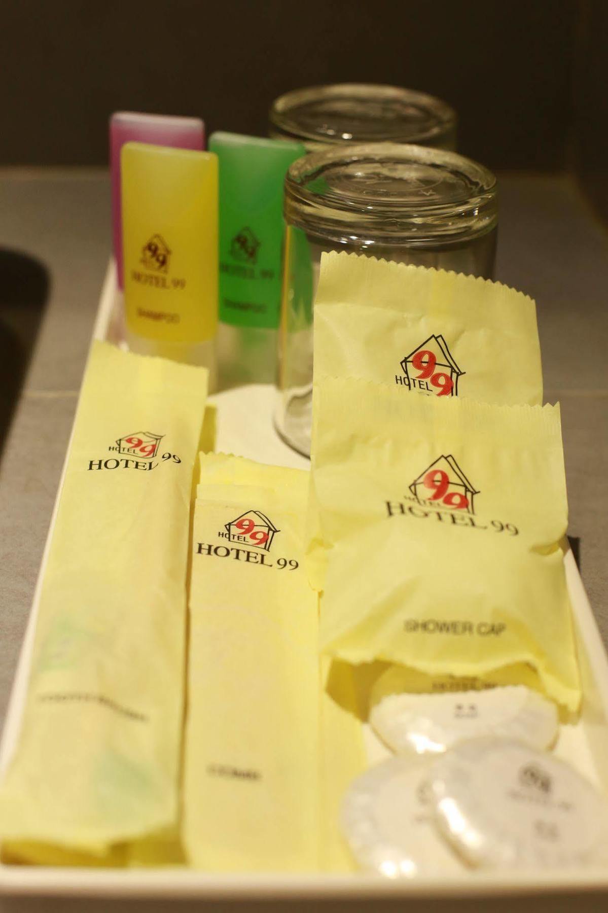 Hotel 99 Pusat Bandar Puchong Luaran gambar