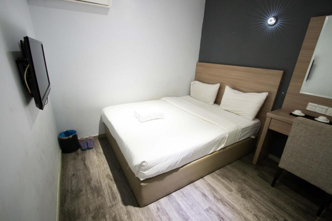 Hotel 99 Pusat Bandar Puchong Luaran gambar